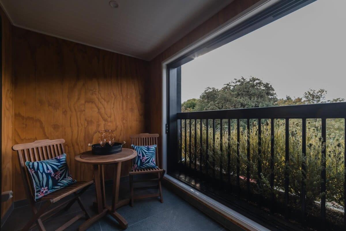 The Hagley Park Stunna Apartment Christchurch Exterior photo