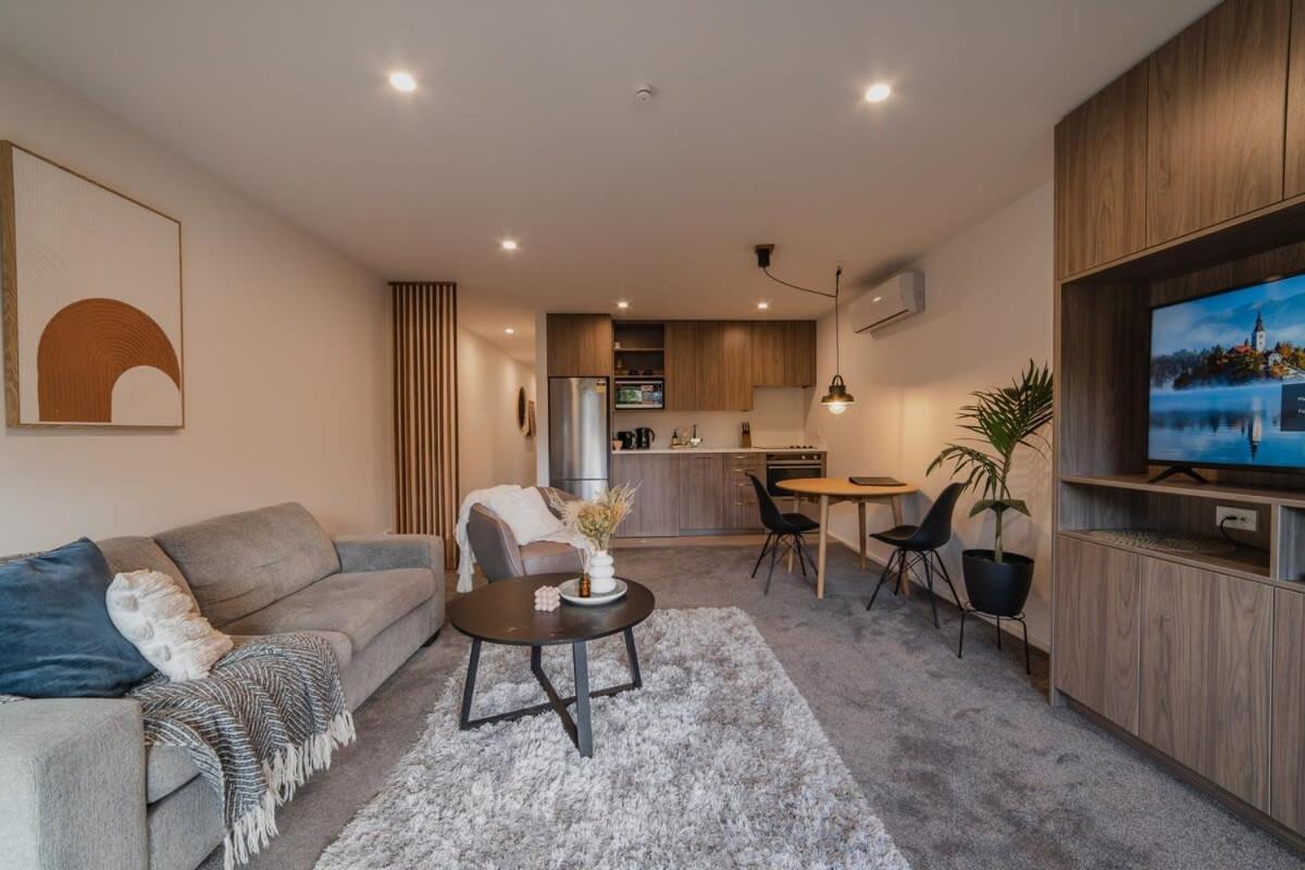 The Hagley Park Stunna Apartment Christchurch Exterior photo